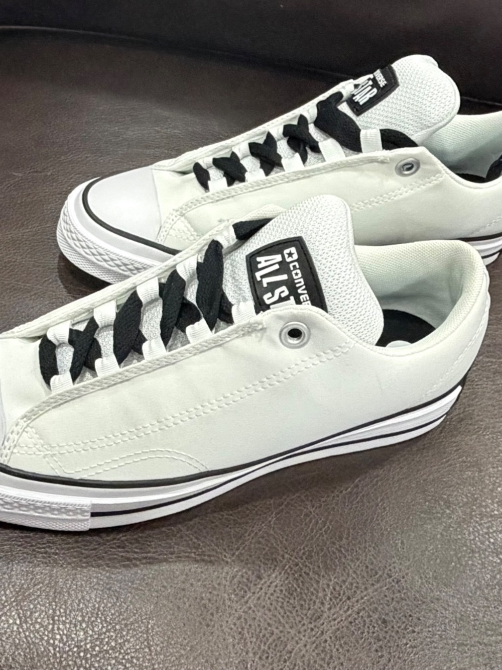 Converse Chuck Taylor All Star Low Puff - White Black - Picture 3 of 7